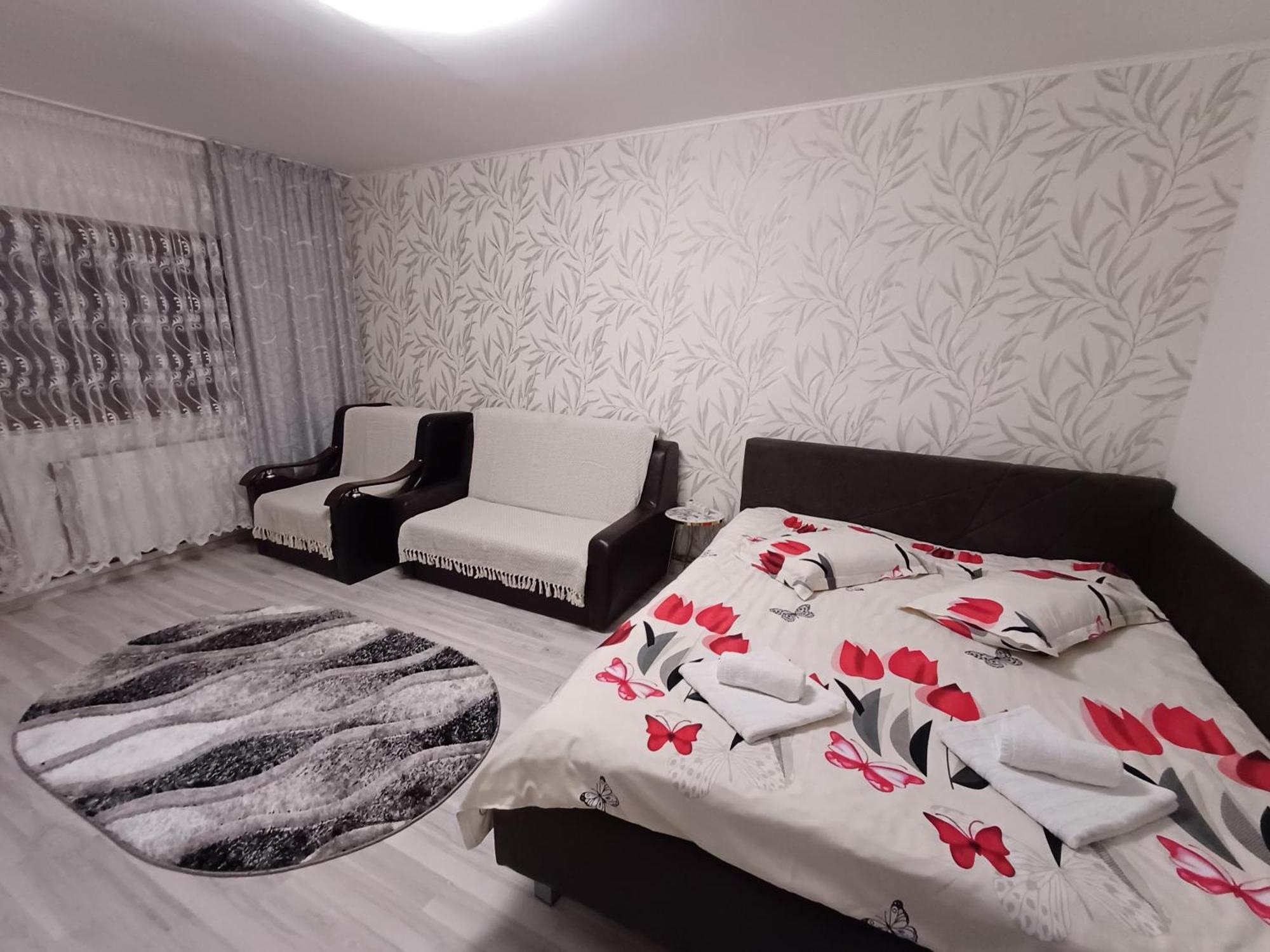 Garsoniera George Apartment Tirgu Ocna Exterior photo